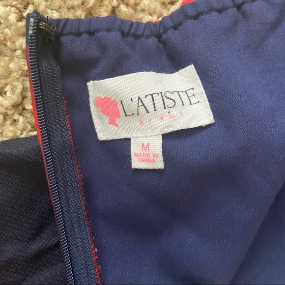 L’Atiste by Amy Medium Navy Blue Floral Romper - Picture 6 of 8